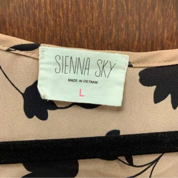 Pink Top Bundle - Picture 9 of 10